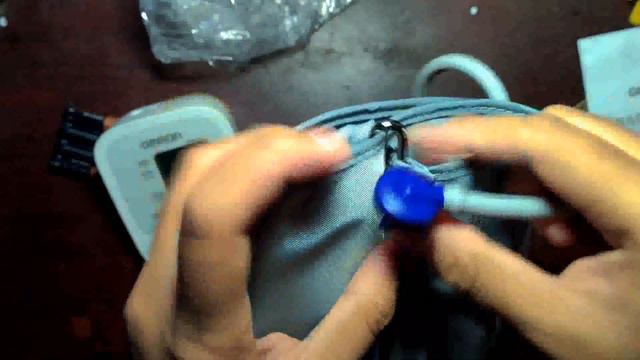 Automatic Blood pressure Monitor Omron HEM-7121 смотреть онлайн