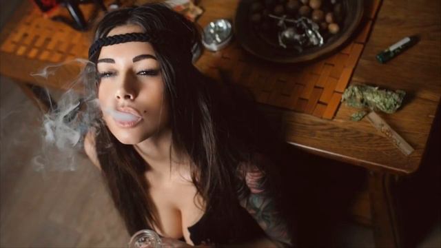 cvetocek? - Куда несет дым QONTRAST - Дым ] смотреть онлайн