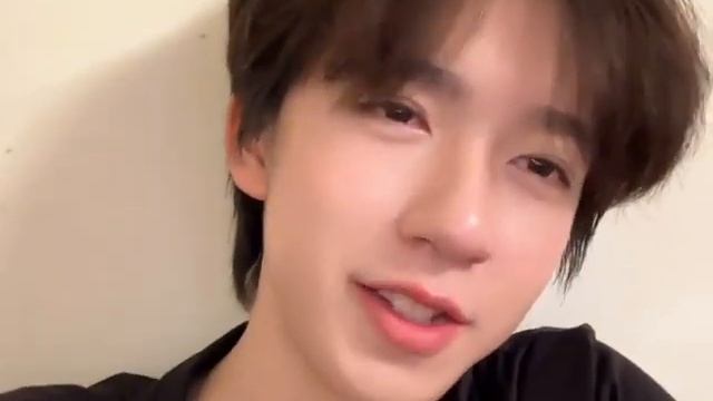 [Weibo Hạ Tuấn Lâm | 23-3-7] Ai chỉ Python cho Tiểu Hạ ca ca với kìa =)))))) смотреть онлайн