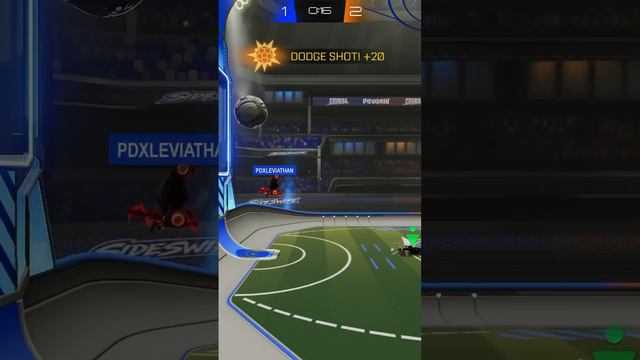 Bro tried to block the horse kick #sideswipe #rocketleague смотреть онлайн