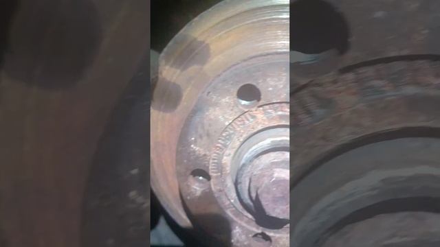 Замена колодок и прокачка тормозов Ауди 100 с3 (Audi 100 c3) смотреть онлайн