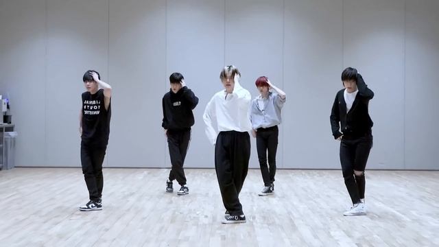 TXT - 'Opening Sequence' Dance Practice Mirrored [4K] смотреть онлайн