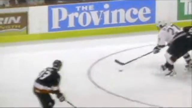 NHL 99 Intro Movie Sequence Reel (Sony PlayStation Version) (EA Sports Title, 1998) смотреть онлайн