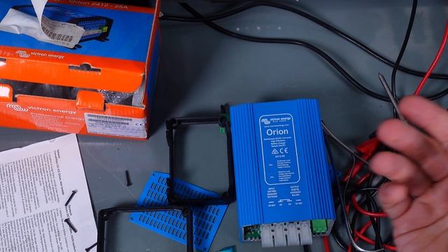 Repair Victron Energy ORION 24V to 12V 35A DC-DC converter + adjust output voltage (replace fuse) смотреть онлайн