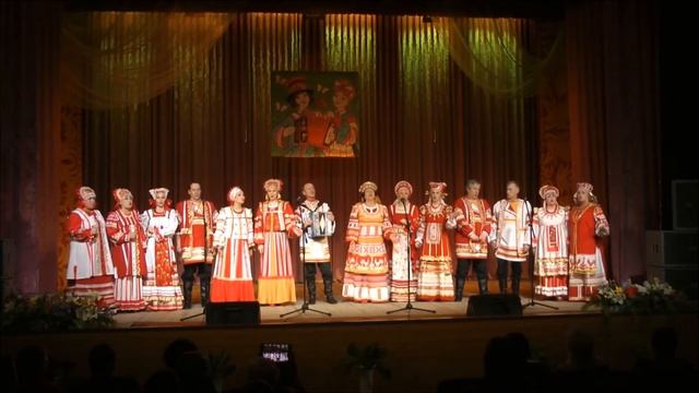 В камышах лебедушка смотреть онлайн