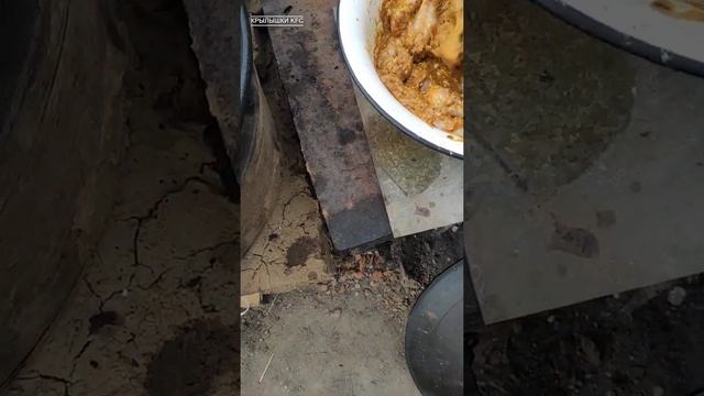 КУРИНЫЕ КРЫЛЫШКИ KFC В КАЗАНЕ НА КОСТРЕ смотреть онлайн