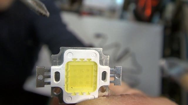 The Best Soldering Gun DIY. LED light. WELLER GUN. Импульсный паяльник смотреть онлайн