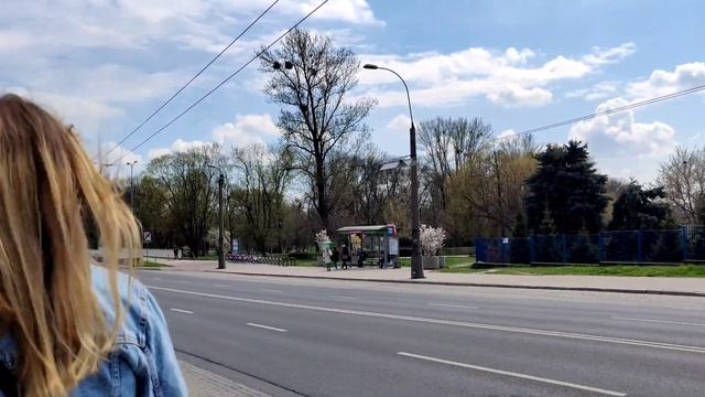 Праздник Пасхи ? заблудились в поисках парка в Люблине смотреть онлайн