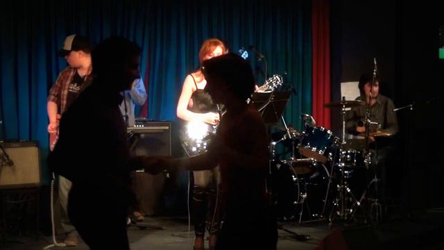 Living Oldies - Route 66 (The Rolling Stones cover) смотреть онлайн