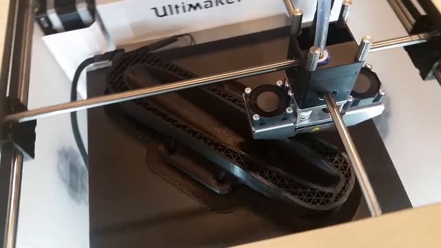 Ultimaker 2+ смотреть онлайн