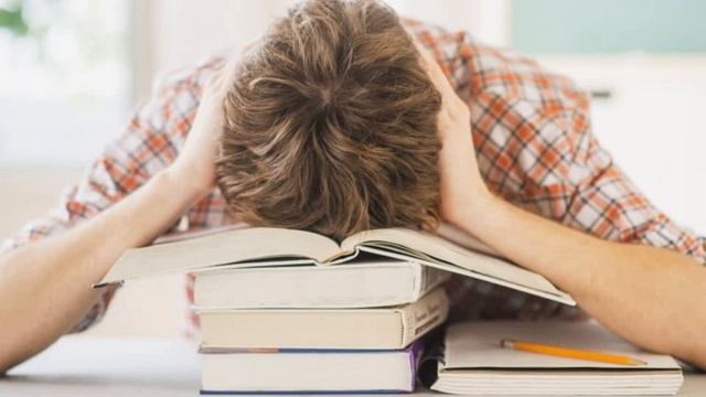 ТРУДНО ЛИ УЧИТЬСЯ В 10-ОМ КЛАССЕ? ЛИЧНЫЙ ОПЫТ! смотреть онлайн