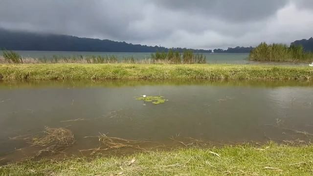 Bratan Lake - Bali смотреть онлайн