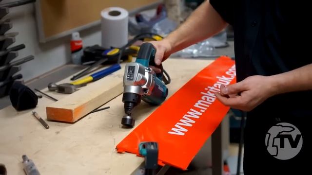 Makita JN3201J Nibbler - Toolstop DEMO смотреть онлайн