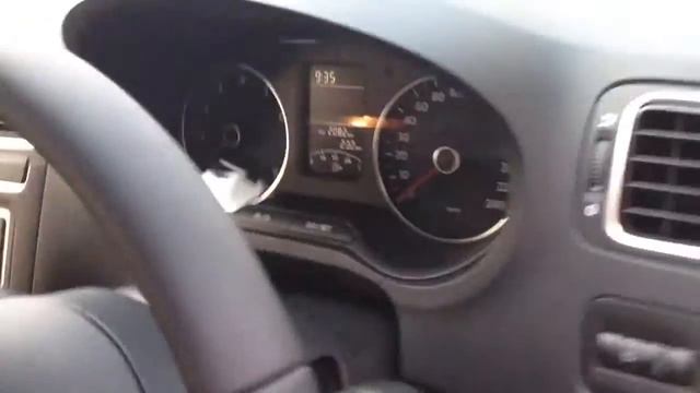 Volkswagen Polo Hatchback 1 6L MPI CKD Malaysian Spec startup and walkaround смотреть онлайн