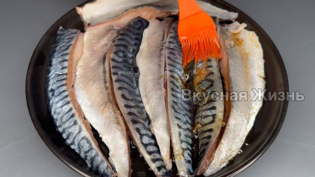 Готовлю дешёвую СКУМБРИЮ "По-богатому", чтобы по вкусу она получилась Не ХУЖЕ, чем ОСЕТРИНА! смотреть онлайн