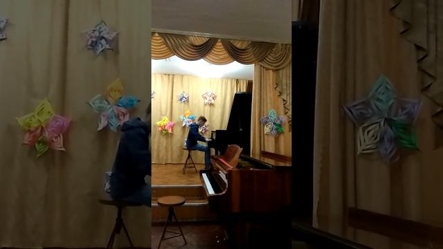 Алешин Кирилл. Э. Григ "Танец из Йольстера" смотреть онлайн