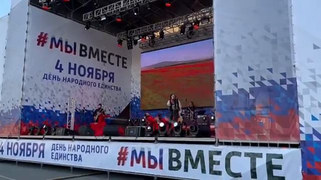Маки - Антонина Токликишвили (слова: Вениамина Баснера; музыка: Юрия Антонова) смотреть онлайн