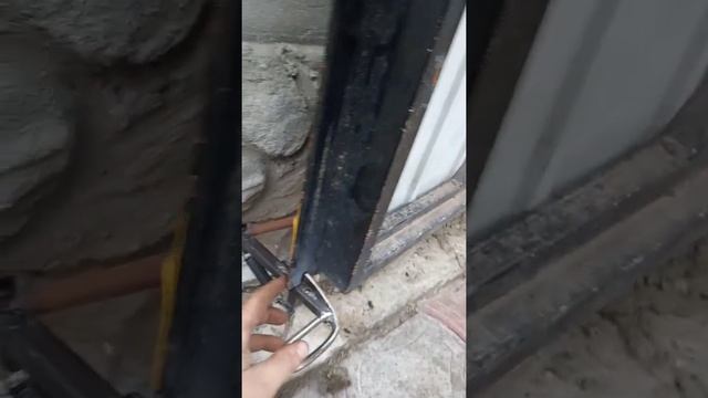 Защёлка-фиксатор на дверь своими руками ? смотреть онлайн