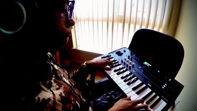 Korg Wavestate - Performance Strings🎻 *stock sounds* смотреть онлайн