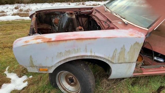 1970 Ford Maverick parting out. смотреть онлайн