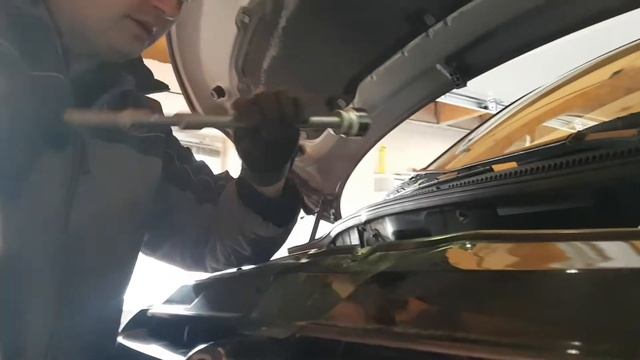 T5 VW замена масла с промывкой салярой. смотреть онлайн