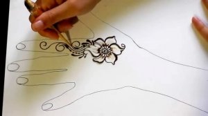 Мехенди для начинающих или как нарисовать перо / Обучение мехенди
