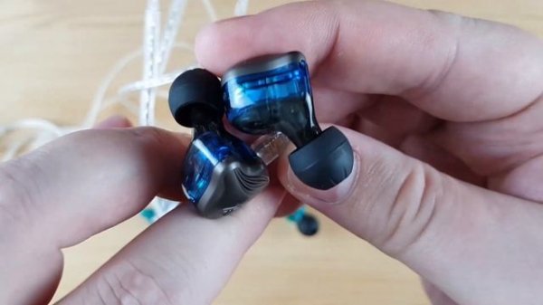 Сравнение и обзор гибридных наушников KZ ZEX и CCA NRA с электростатическим драйвером