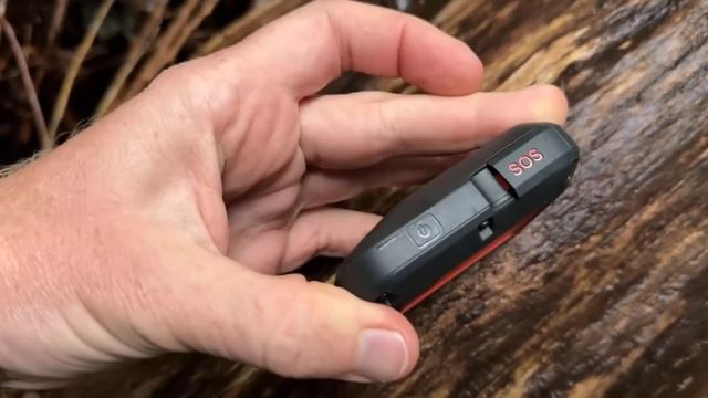 Best Mini GPS Tracker & Satelite Communicator [2023] - Garmin inReach Messenger смотреть онлайн