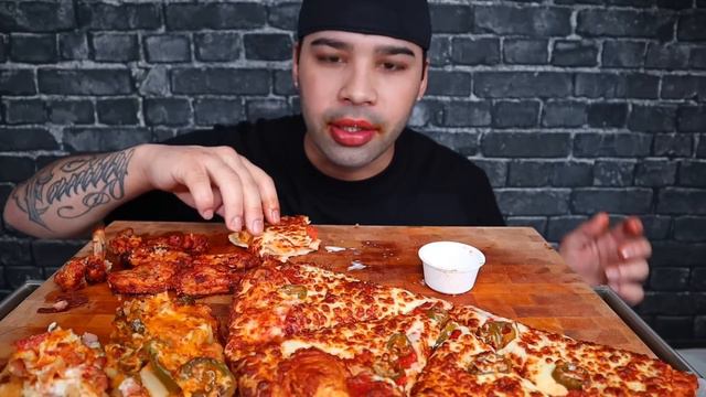 DOMINOS MUKBANG. R.I.P THE ASMR BRO смотреть онлайн