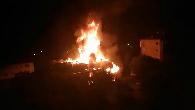 Пожар в Черниковке в Уфе смотреть онлайн
