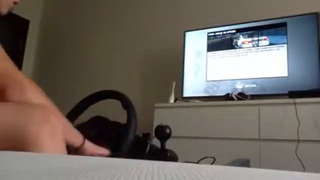 1 часть руля Logitech Driving GT смотреть онлайн