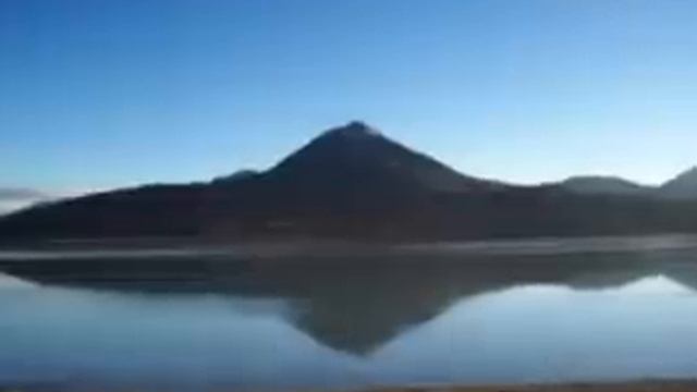Uyuni Salt Flats - Bolivia. We dare you to come. ENJOY BOLIVIA смотреть онлайн