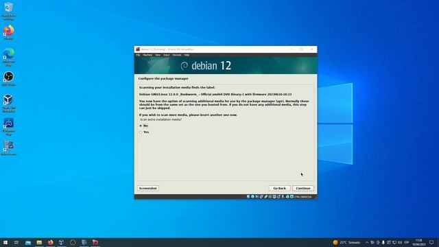 Como instalar Debian (12.2) (12.1) (12) en virtualBox смотреть онлайн