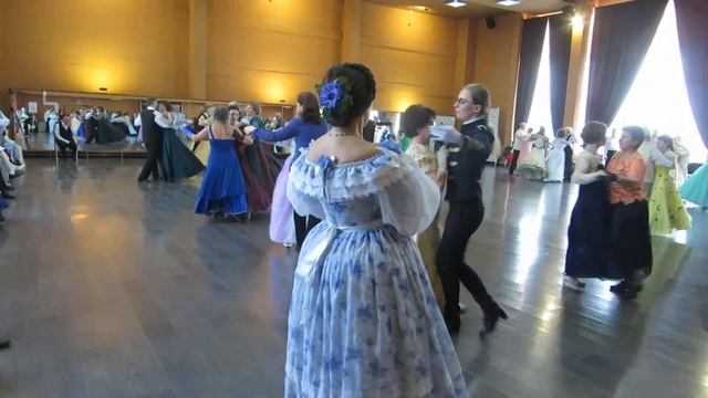 Вальс "Командор". Бал для милых ДАМ и их галантных КАВАЛЕРОВ у Ирины Карагезовой 6 марта 2021 смотреть онлайн