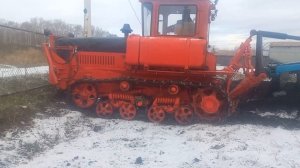 ДТ 75 Вспашка огорода.