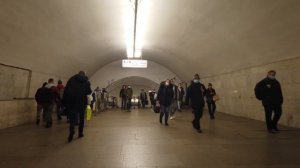 Переход с Новокузнецкой на Третьяковскую. 15.11.2021 год. Москва.