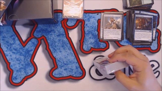 Core Set 2019 Deck Builder's Toolkit Opening and Analysis! смотреть онлайн