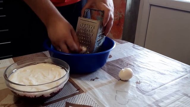 Салат из свеклы. Диетический салат со свеклой "Неженка" из СССР. Фитнес салат для похудения. смотреть онлайн