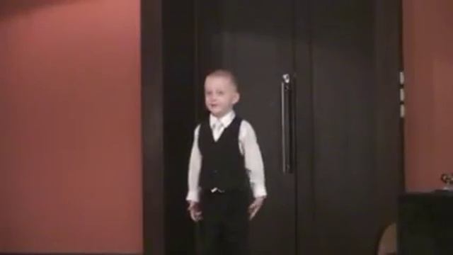 И.Крылов. Слон и Моська смотреть онлайн