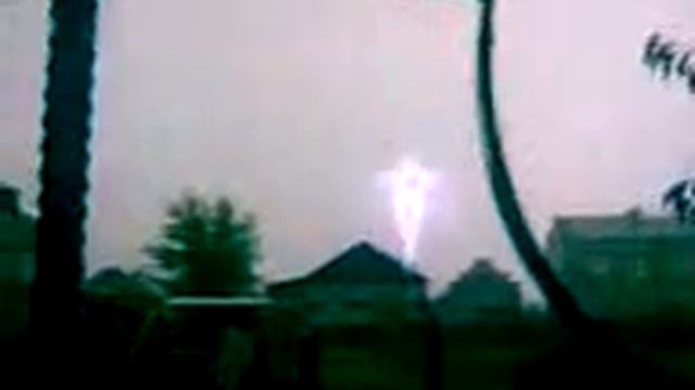 Появление изображения Христа во время урагана! Очевидно невероятно/the miracle? Oh yeah смотреть онлайн