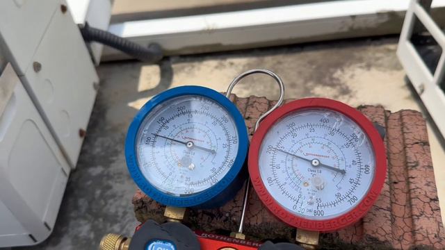 Do you face the same problem AC blinking | error UF | Daikin RZR125LVVM смотреть онлайн