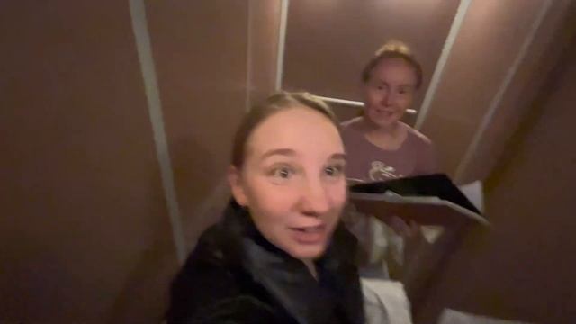 Казань || заселение в общежитие || разговоры и отдых смотреть онлайн