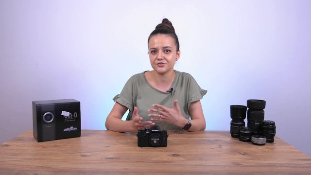 Camera mirrorless Olympus E-M10 Mark III - merită o șansă în 2021? | Review & Unboxing în română смотреть онлайн