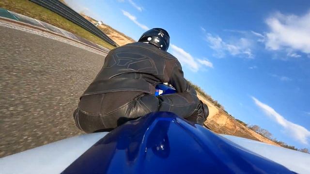 KazanRing 03.05.2022 Suzuki GSX-R 600 2008 вид сзади смотреть онлайн