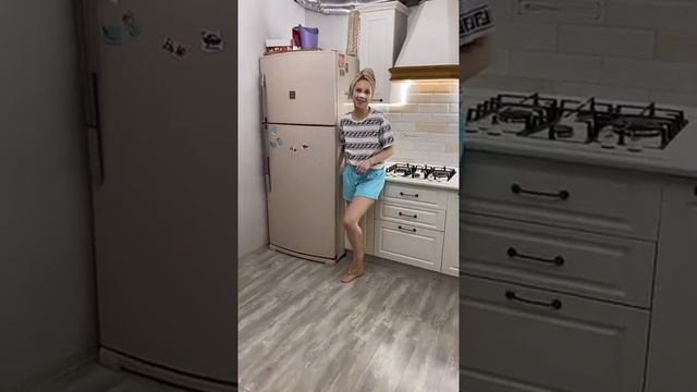 Когда жена на что-то намекает | Семейные приколы | Тик Ток #Shorts смотреть онлайн