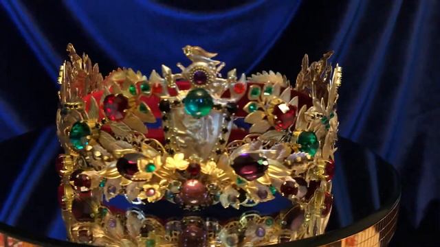 Корона «Герцог Анжуйский» смотреть онлайн