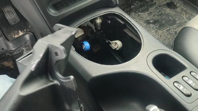 Замена втулки КПП Кашкай, разбор кулисы кашкай