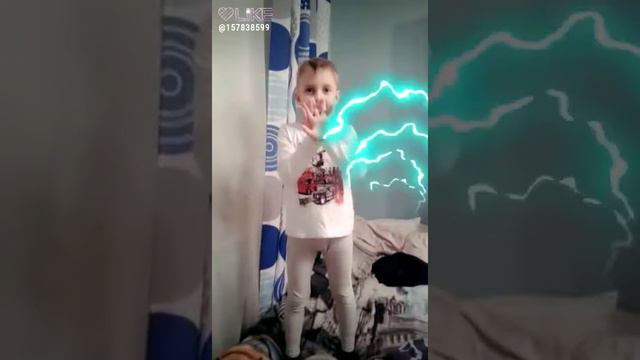 Этот лайк покорил весь мир!Что делают дети!😨 смотреть онлайн