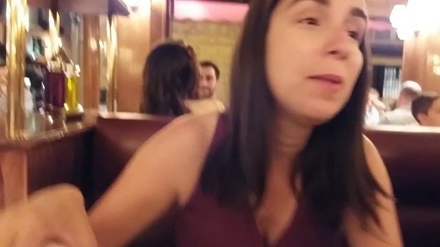 Le Relais de L'entrecôte - O "outback francês" смотреть онлайн