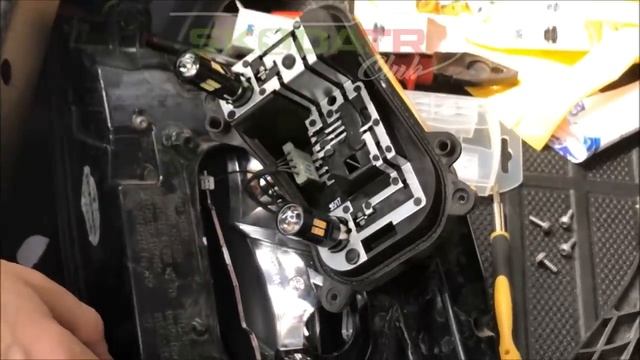 Skoda Octavia Stop Sinyal ve Park Ampullerini Led Yapma смотреть онлайн